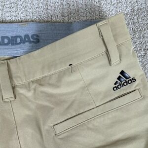 Adidas 365 Men's 30 Beige Performance 10" Stretch Waist Golf Shorts
